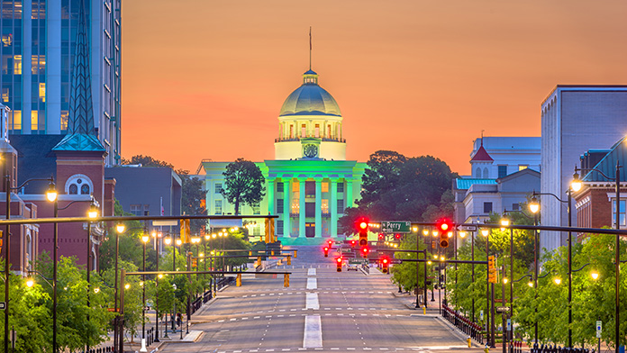Alabama state capital building in evening
