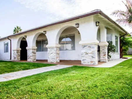 Akua Addiction Services – Orange County