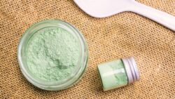 kratom poison calls US