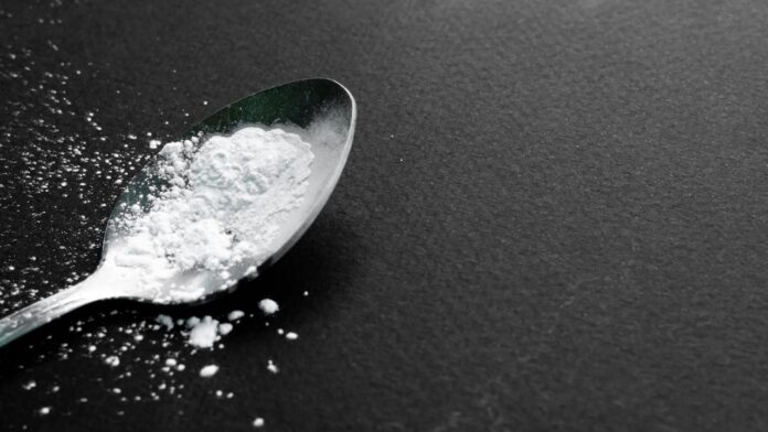 heroin cocaine addictive opioids