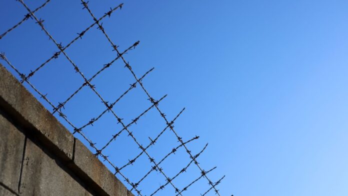 LA inmates naloxone