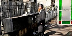 rabbi reveals opioid addiction